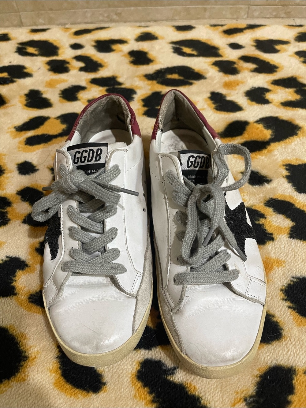Golden Goose White Leather Sneakers with Black Star and Pink Heel - Picture 3 of 8